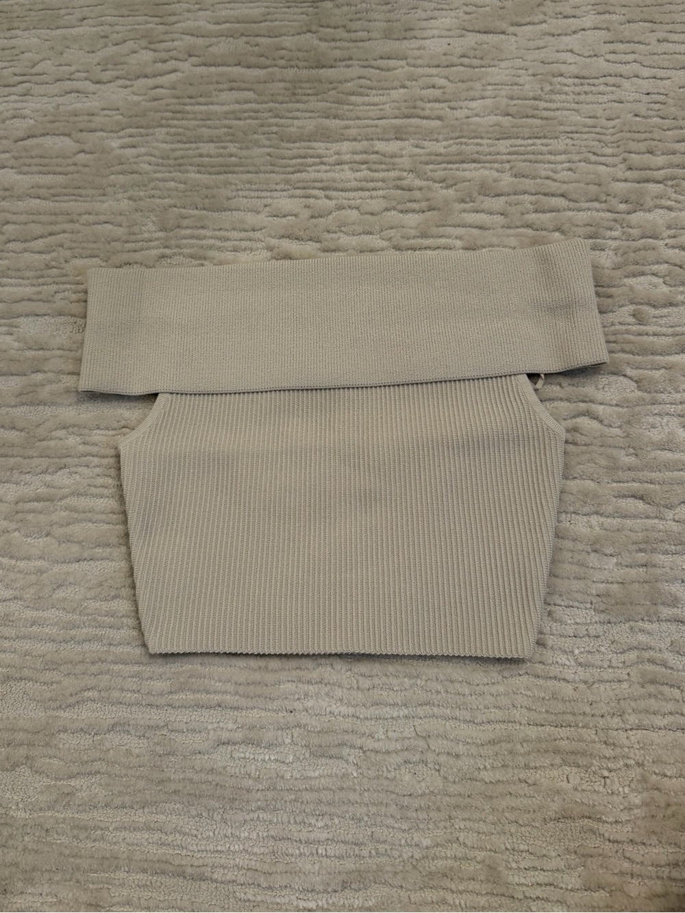 Aritzia babaton sculpt knit off shoulder top